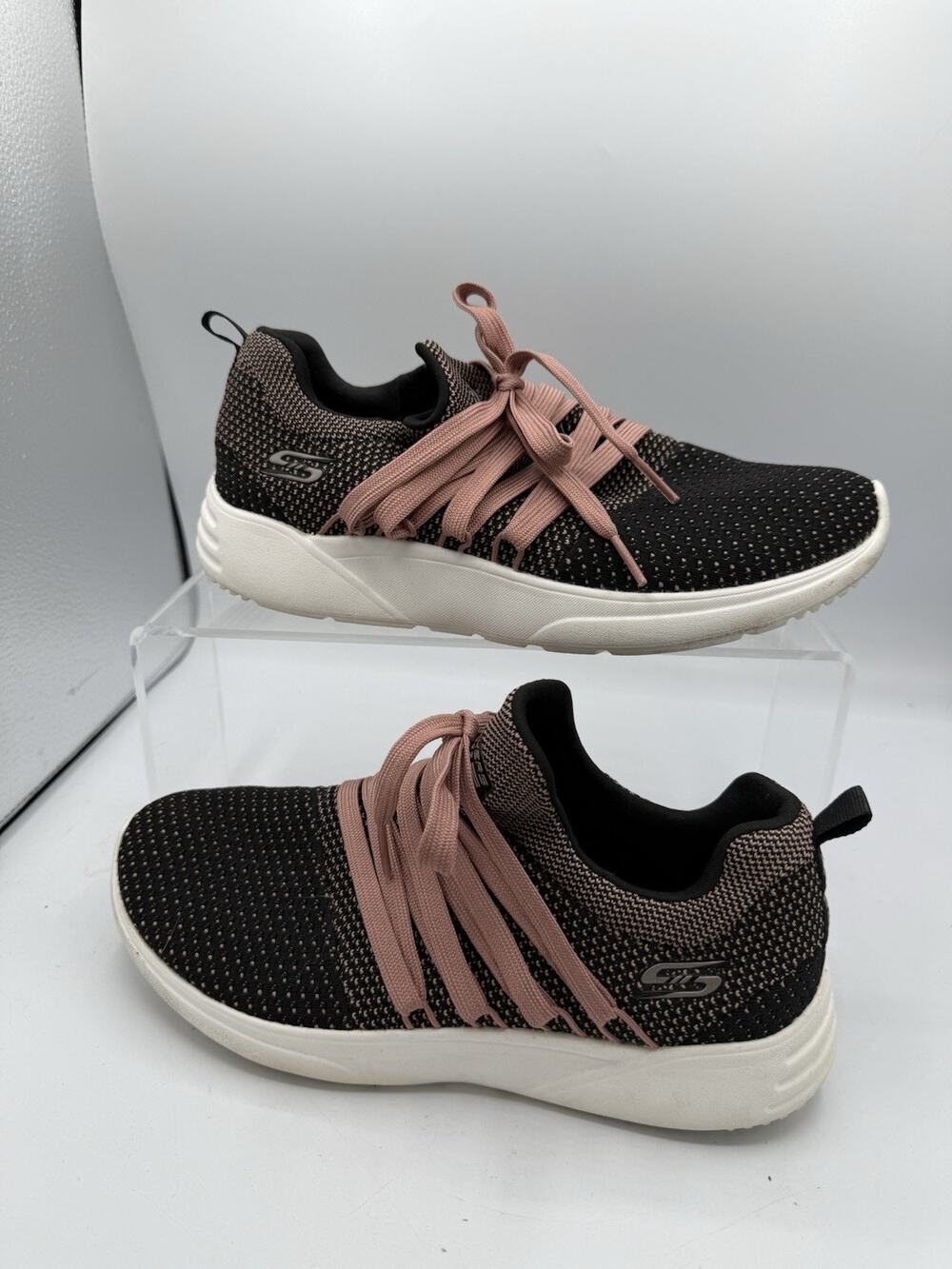 Skechers Black & Blush Pink Knit Sneakers Women’s 7.5 Slip On